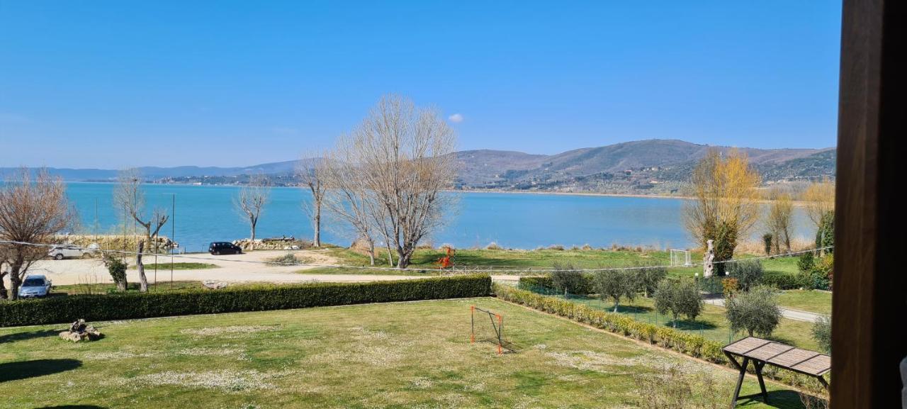 Appartamento Lago Trasimeno - Torricella Pg Exterior photo
