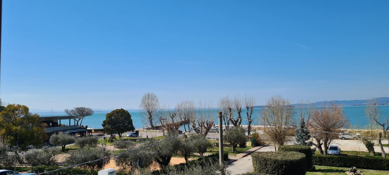 Appartamento Lago Trasimeno - Torricella Pg Exterior photo